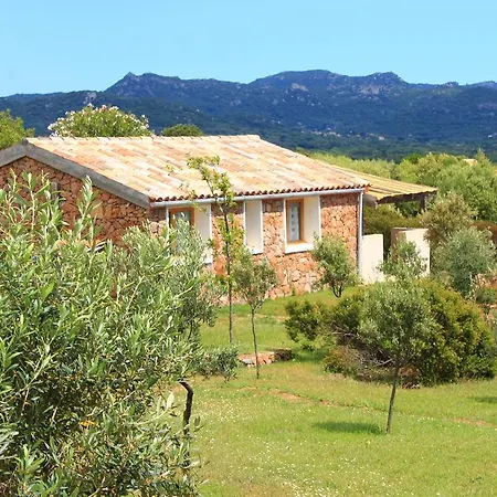 Caseddu Di Poggiale Hotel Figari (Corsica)