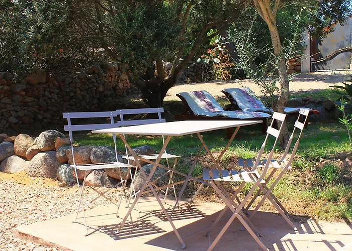 Hotel Caseddu Di Poggiale Figari (Corsica)