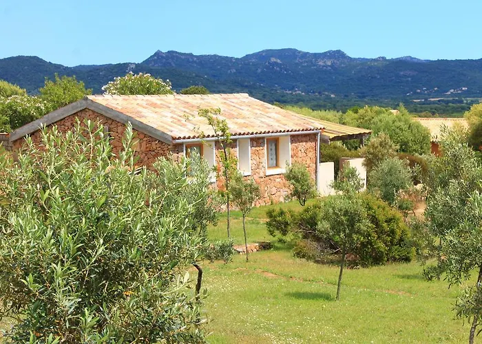 Caseddu Di Poggiale Hotel Figari (Corsica)